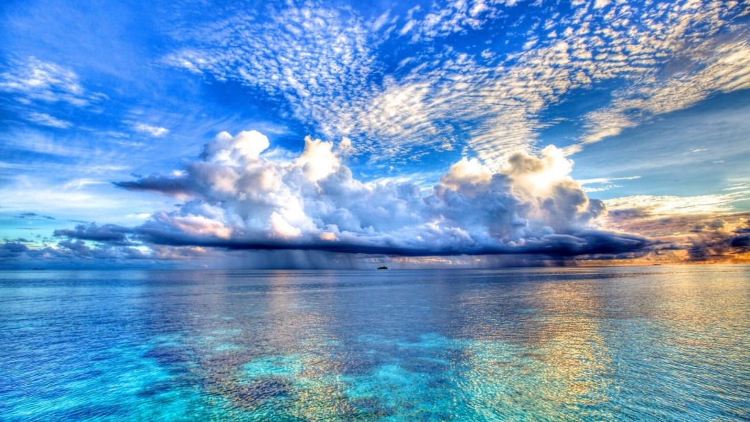 Beautiful-Ocean-and-Clouds.jpg