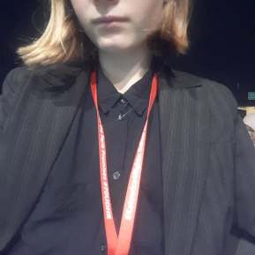 48181033_325585308280036_7137428462683291648_n (1).jpg